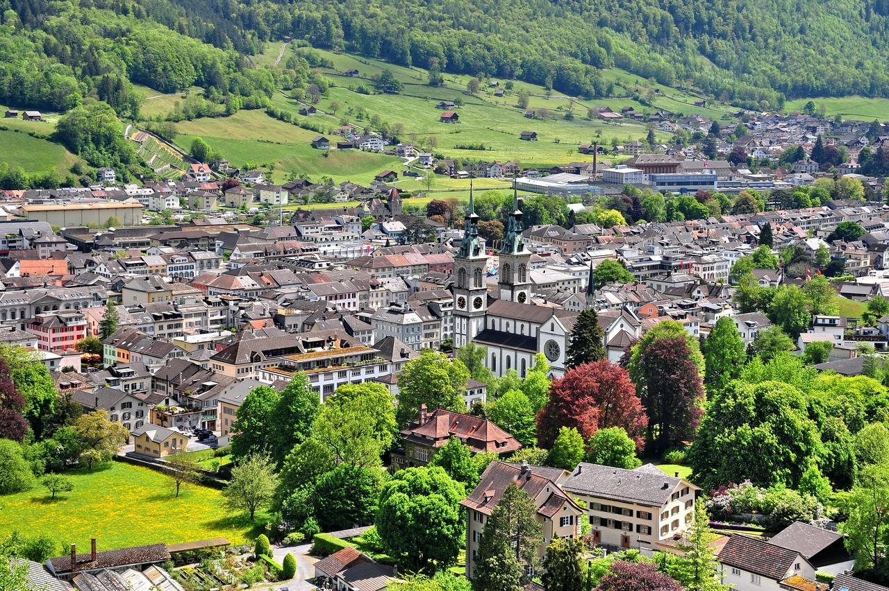 Hotel Freihof Glarus Luaran gambar